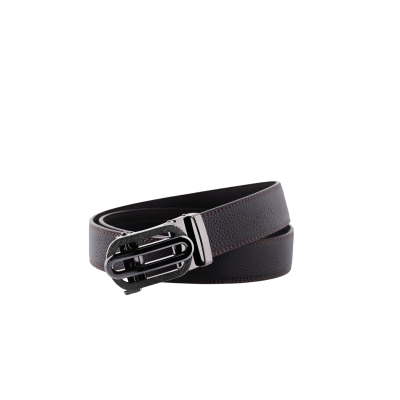 Men’s belt in dark brown leather with black textured buckle.