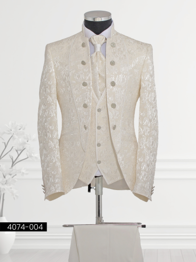 Cream Floral Patterned Suit with Delicate Embroidery and Silver Buttons