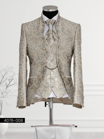 Golden Men’s Suit featuring High-Collar Jacket and Waistcoat